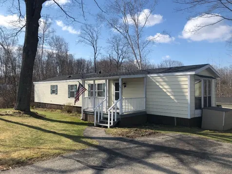 26 Sandalwood Circle Kittery ME 03904