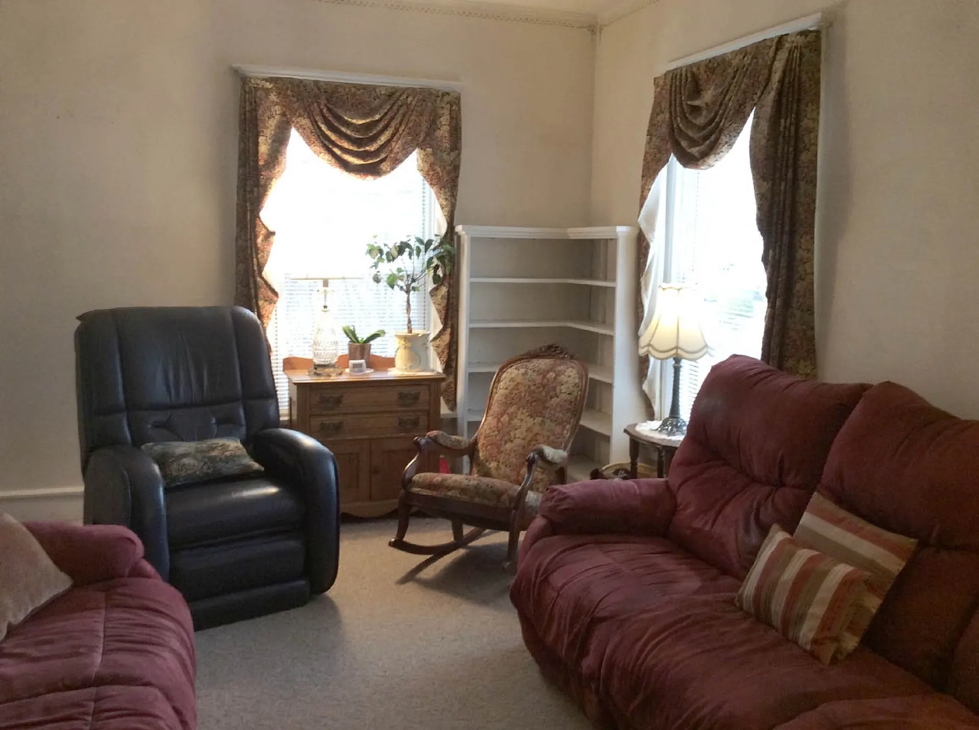 4 Wentworth Street Plymouth NH 03264