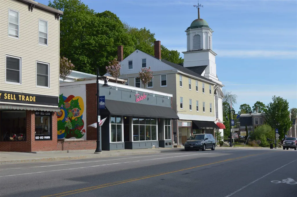 65 High Street Somersworth NH 03878