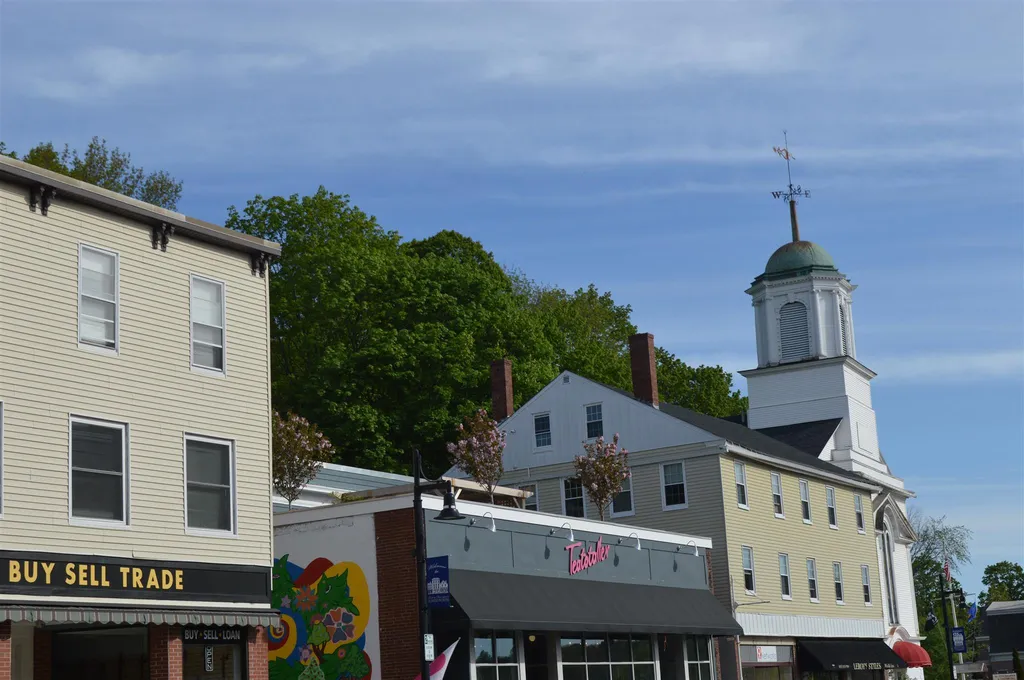 65 High Street Somersworth NH 03878