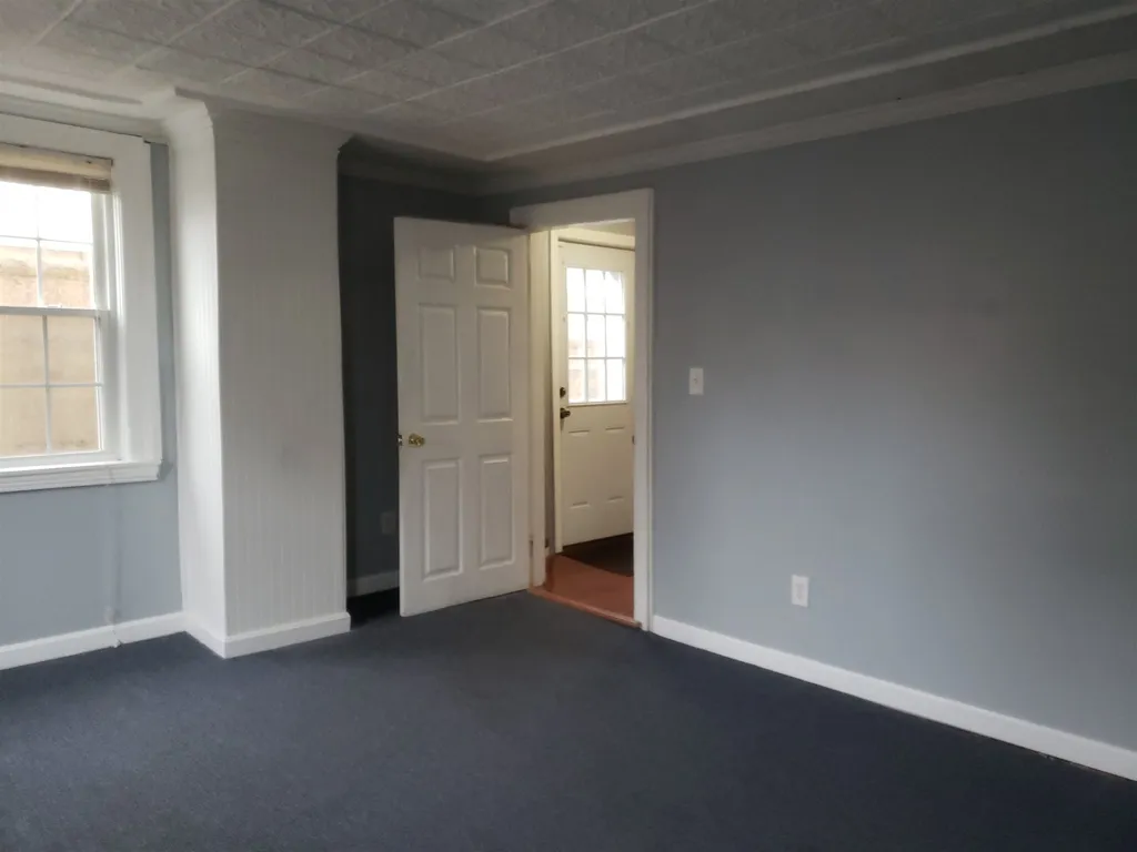 65 High Street Somersworth NH 03878