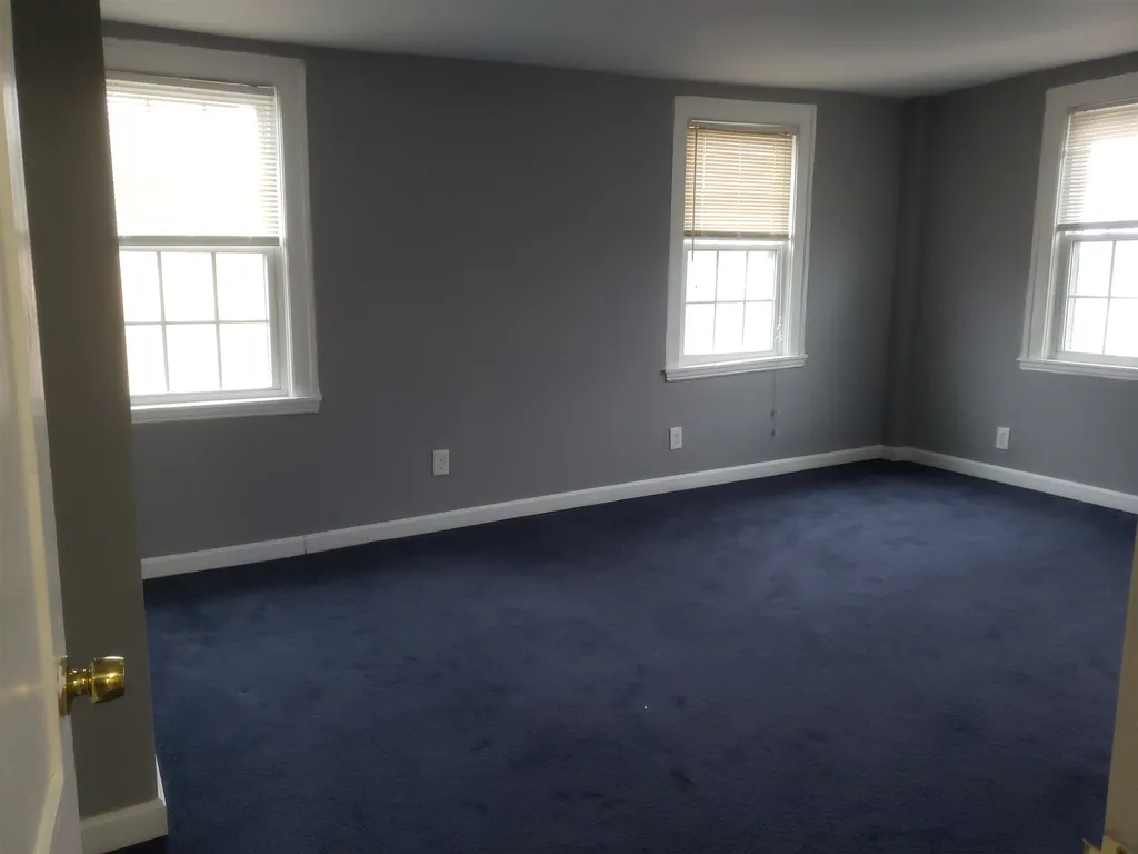 65 High Street Somersworth NH 03878