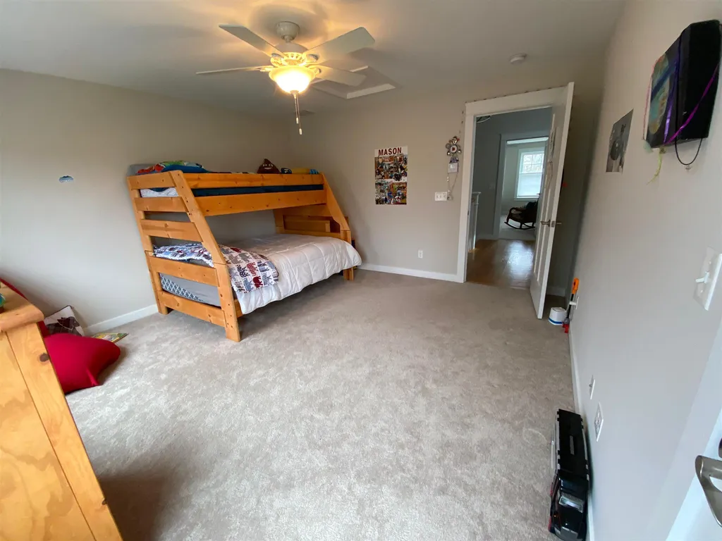 1 Breslin Farm Road Stratham NH 03885