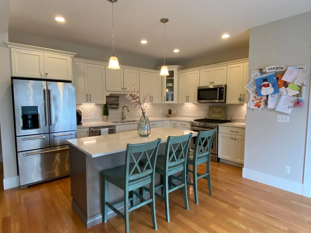 1 Breslin Farm Road Stratham NH 03885