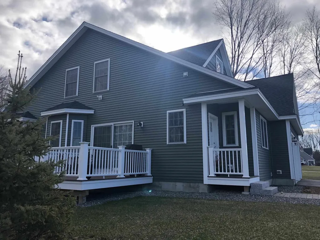 1 Breslin Farm Road Stratham NH 03885