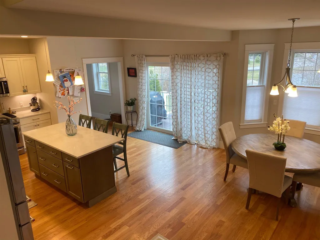1 Breslin Farm Road Stratham NH 03885