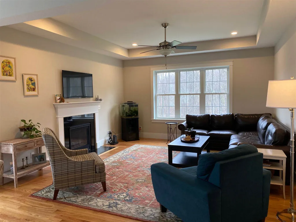 1 Breslin Farm Road Stratham NH 03885