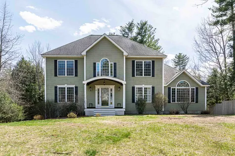23 Lisa Drive Goffstown NH 03045