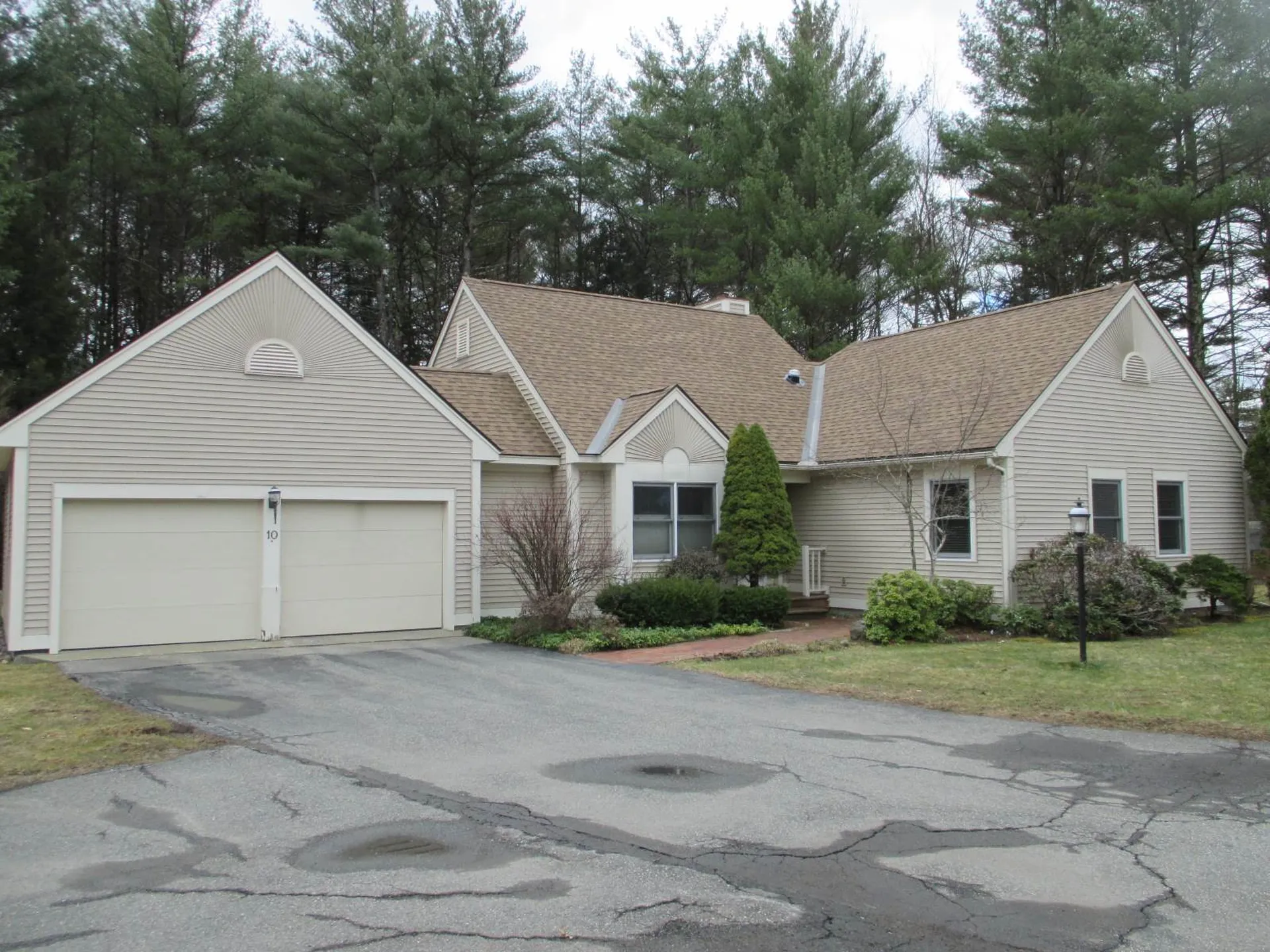 10 Surry Hill Drive Keene NH 03431