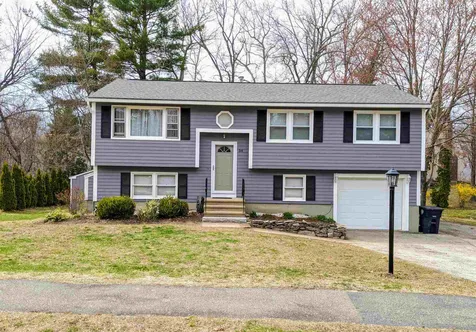 34 Marian Lane Nashua NH 03062