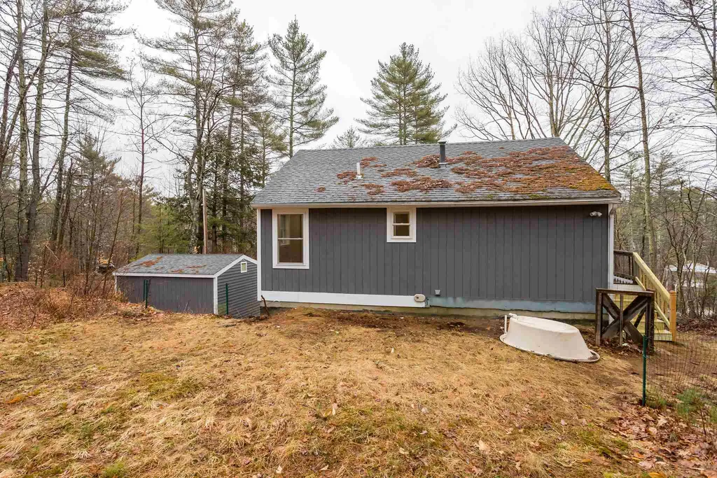 108 Long Shores Drive Barrington NH 03825