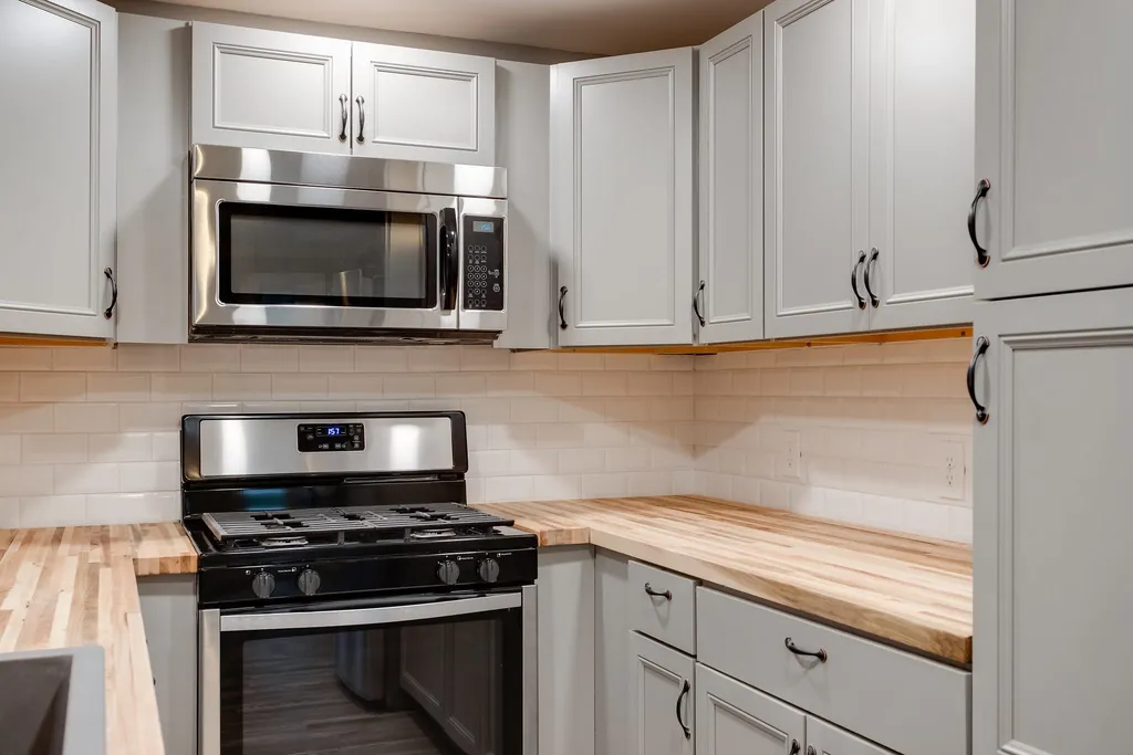 108 Long Shores Drive Barrington NH 03825