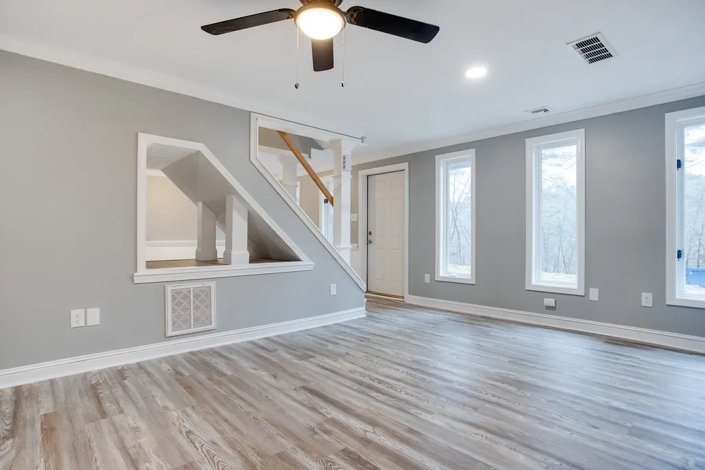 108 Long Shores Drive Barrington NH 03825