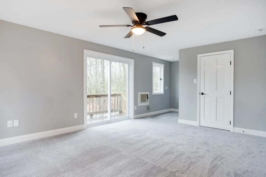 108 Long Shores Drive Barrington NH 03825