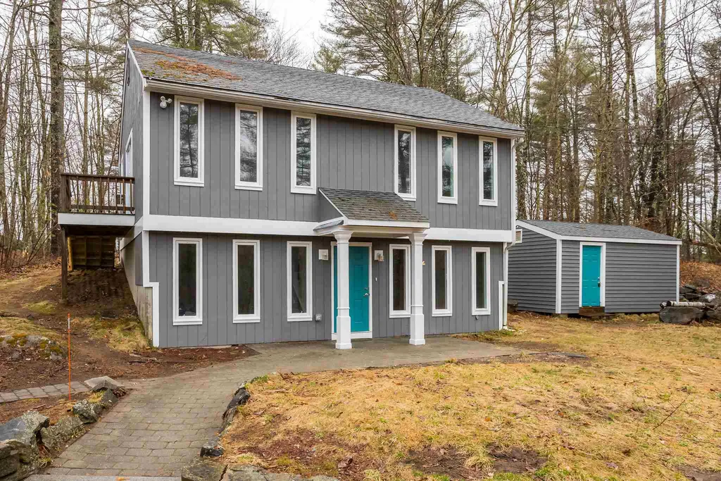 108 Long Shores Drive Barrington NH 03825