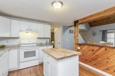 40 Red House Road Newbury NH 03255