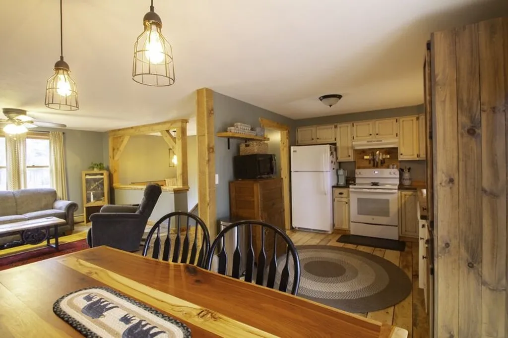 44 Heritage Drive Rollinsford NH 03869