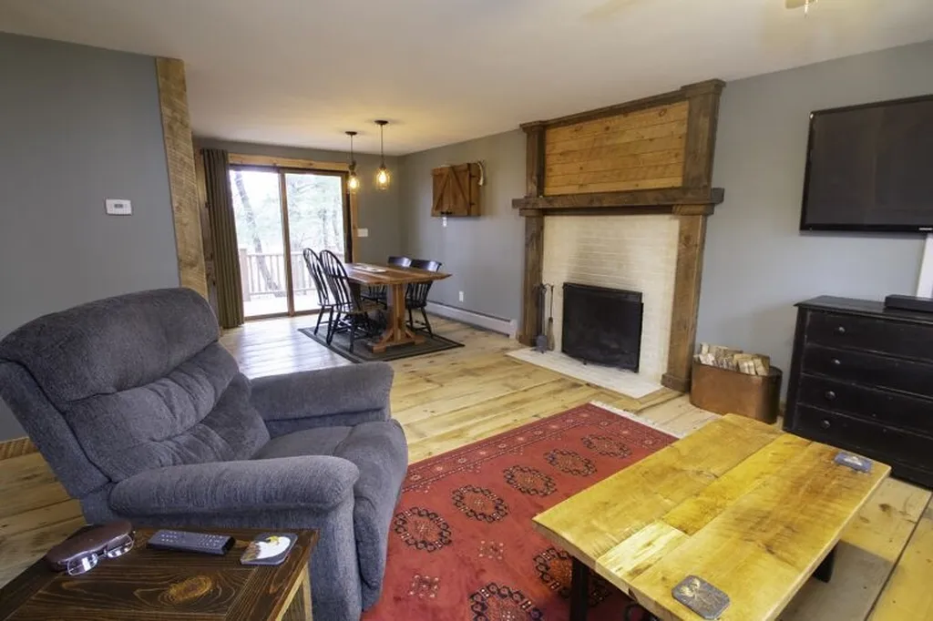 44 Heritage Drive Rollinsford NH 03869
