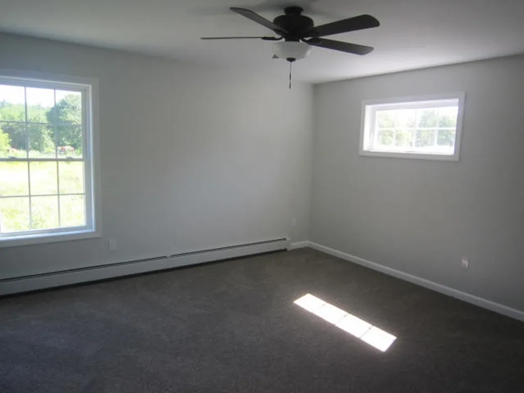 11 Carole Court Rochester NH 03868