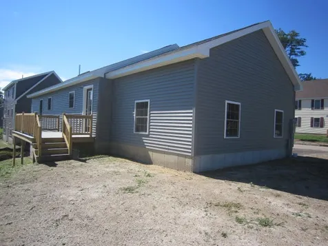 11 Carole Court Rochester NH 03868