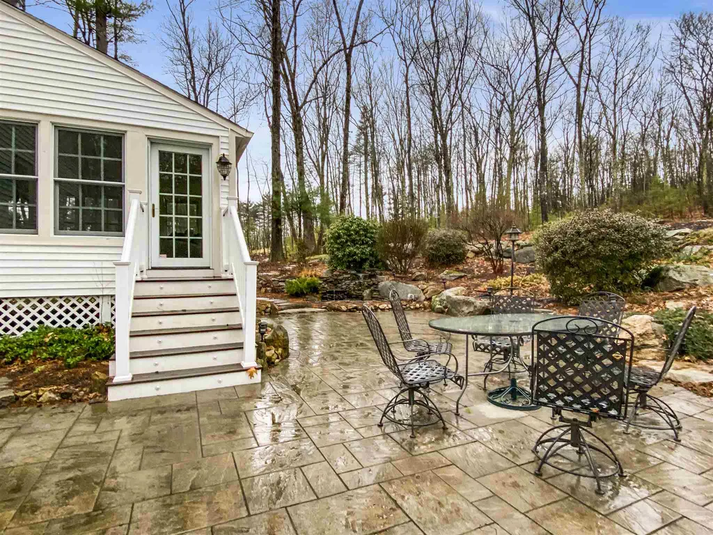 121 Wilson Hill Road Merrimack NH 03054