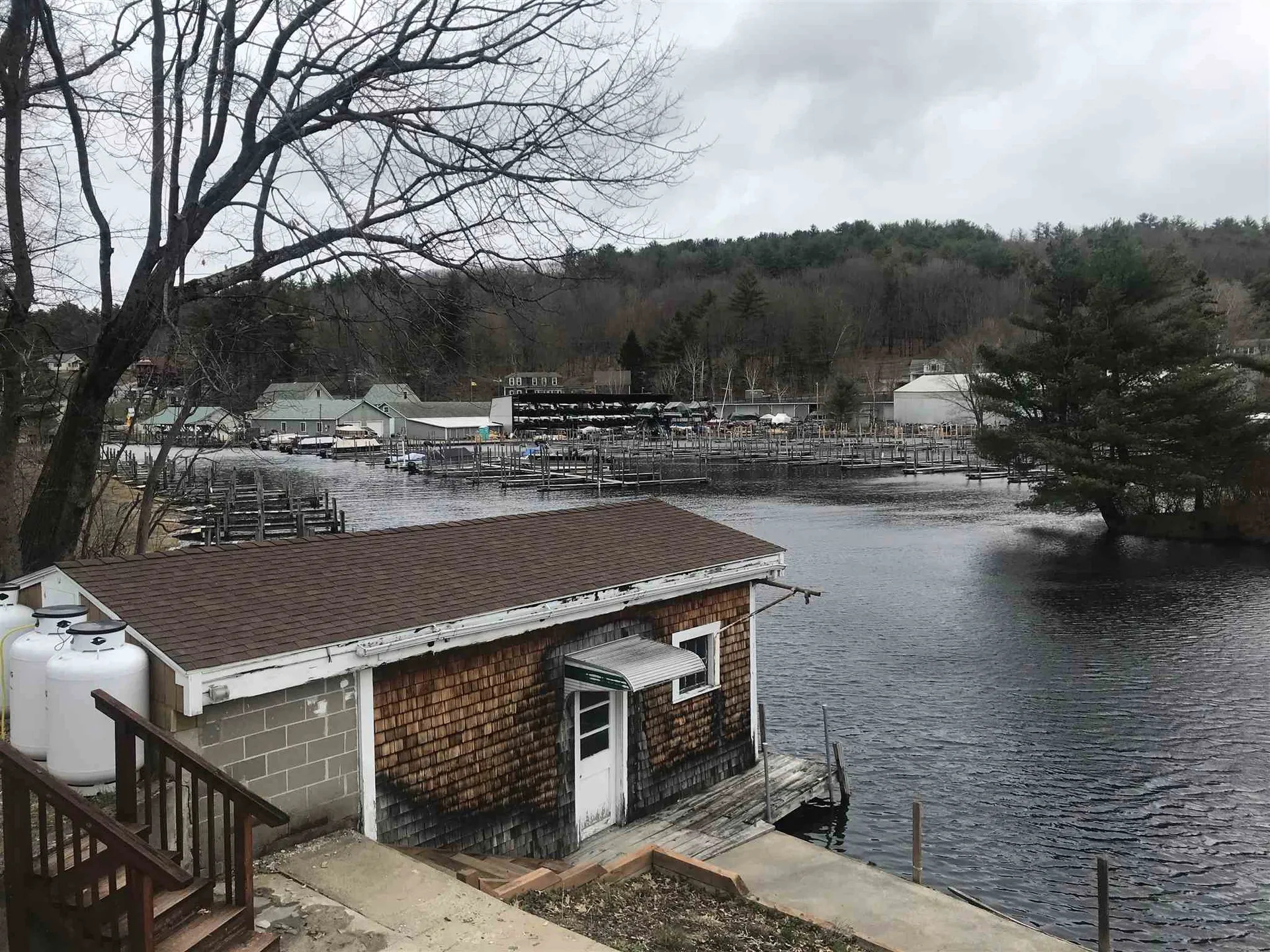 23 Riverlake Street Alton NH 03810