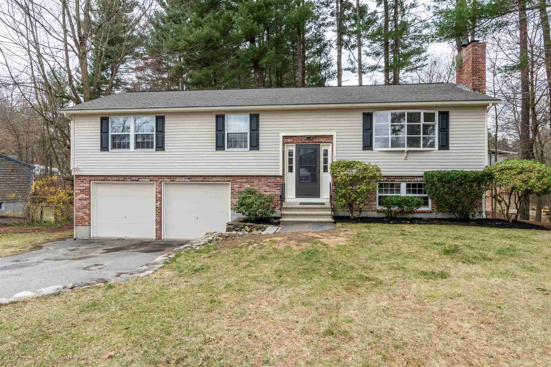 3 Sycamore Lane Nashua NH 03063