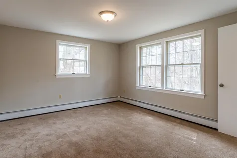 3 Sycamore Lane Nashua NH 03063