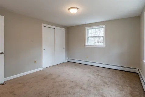 3 Sycamore Lane Nashua NH 03063