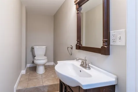 3 Sycamore Lane Nashua NH 03063