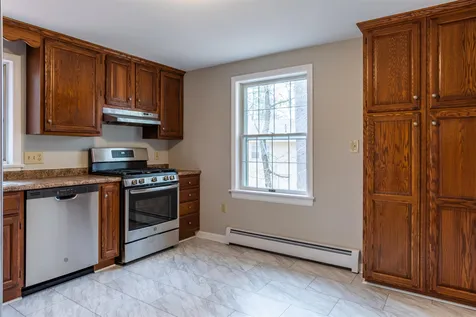 3 Sycamore Lane Nashua NH 03063