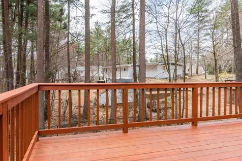 3 Sycamore Lane Nashua NH 03063