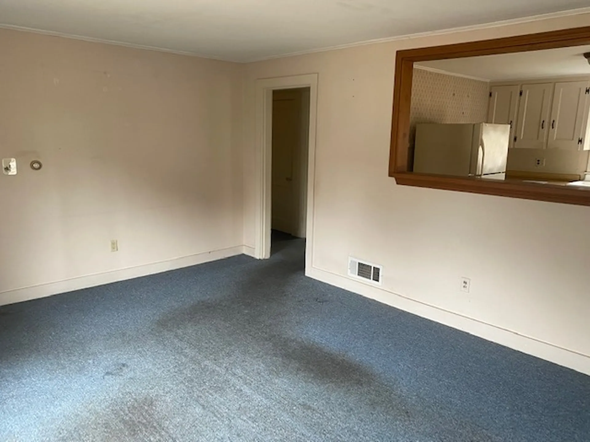 48 Maplecrest Street Newmarket NH 03857