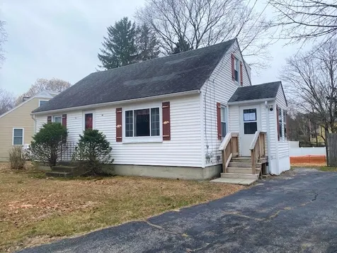 48 Maplecrest Street Newmarket NH 03857