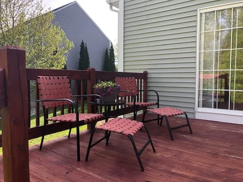 19 Stirling Avenue Hooksett NH 03106