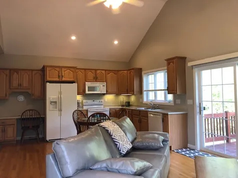19 Stirling Avenue Hooksett NH 03106