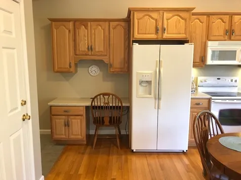 19 Stirling Avenue Hooksett NH 03106