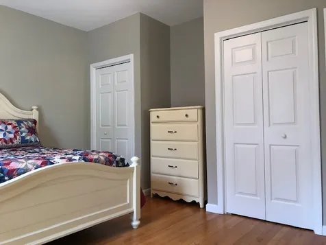 19 Stirling Avenue Hooksett NH 03106