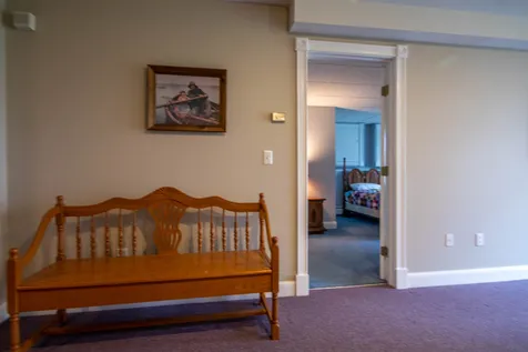 17 Premier Drive Londonderry NH 03053