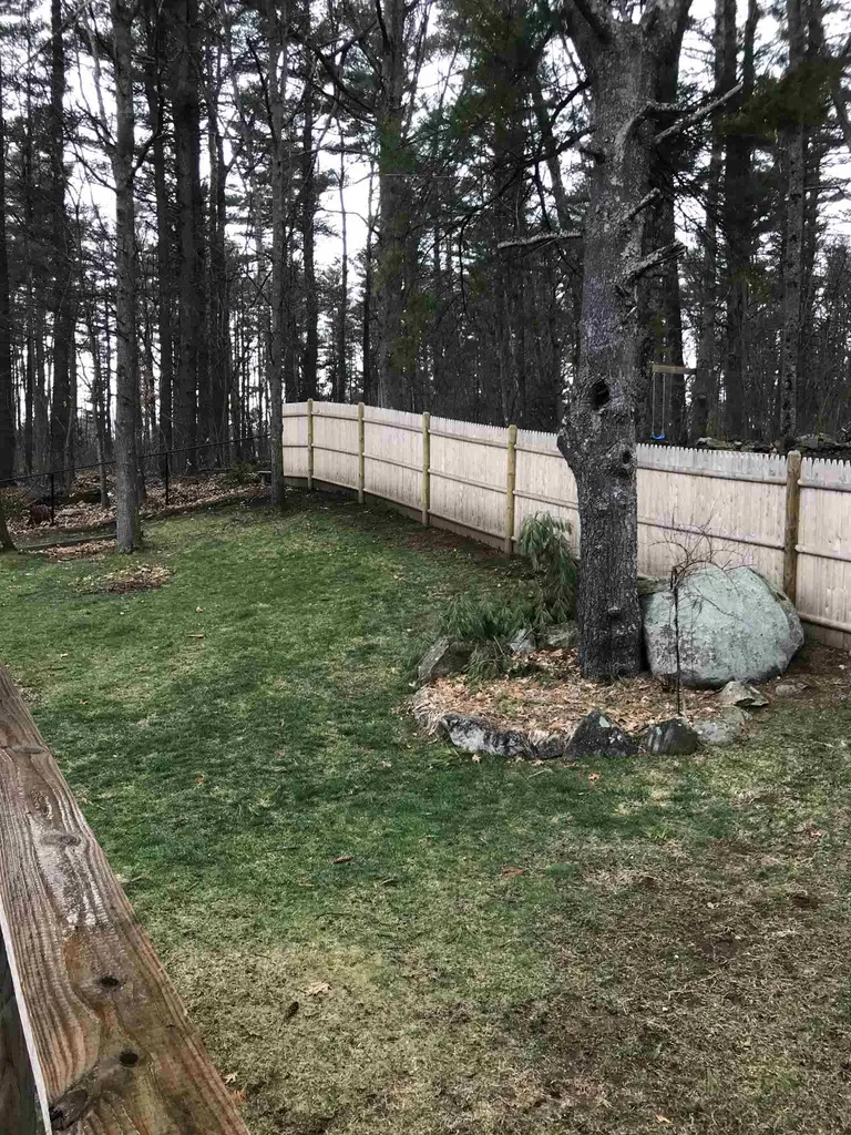 4r Sunnyside Lane Derry NH 03038