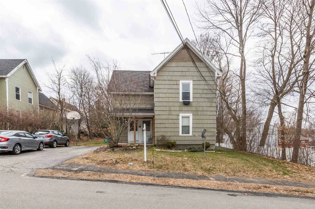67 Riddle Street Manchester NH 03102