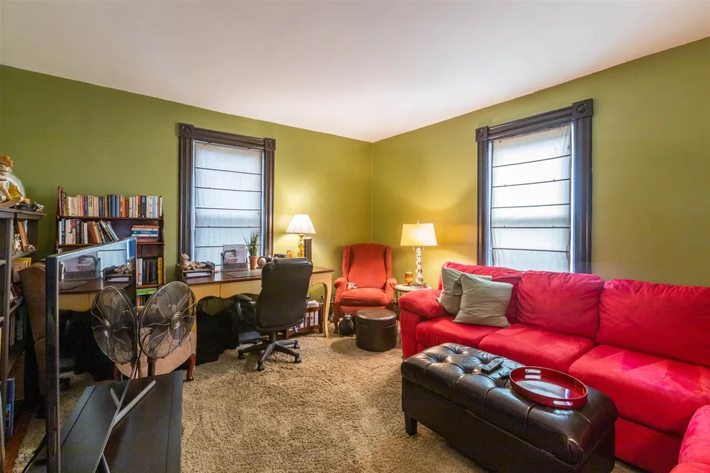 67 Riddle Street Manchester NH 03102