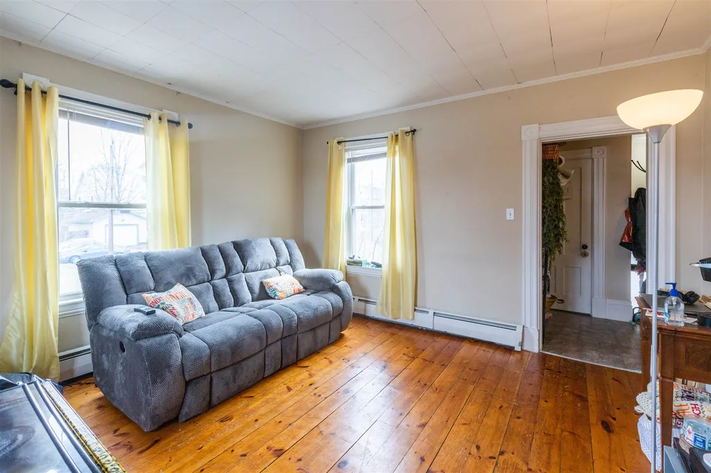 67 Riddle Street Manchester NH 03102