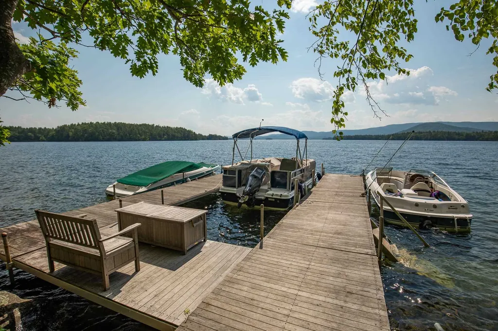 716 & 725 Squam Lake Road Sandwich NH 03227