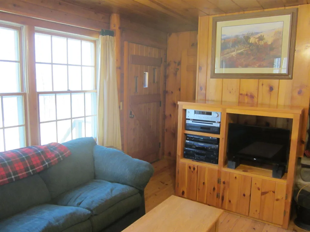 16 Evergreen Drive Moultonborough NH 03254