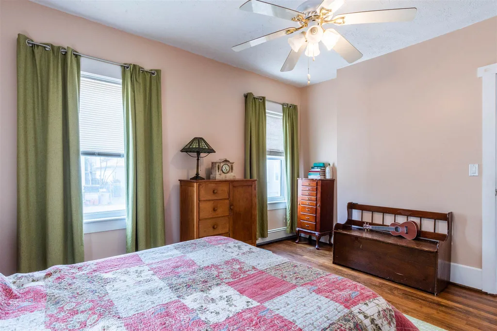 16 Pierce Street Nashua NH 03060