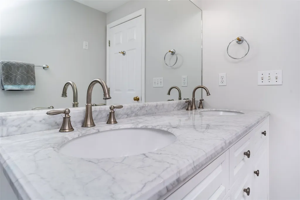 44 Belanger Drive Dover NH 03820