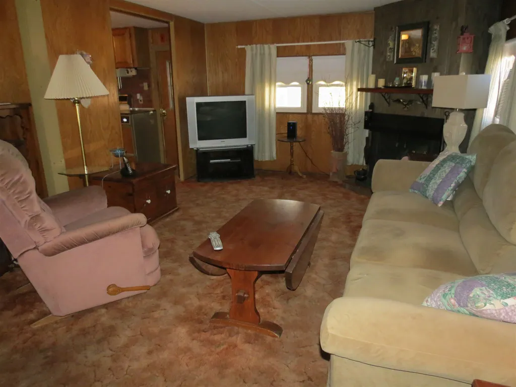 217 Rochester Road Northwood NH 03261
