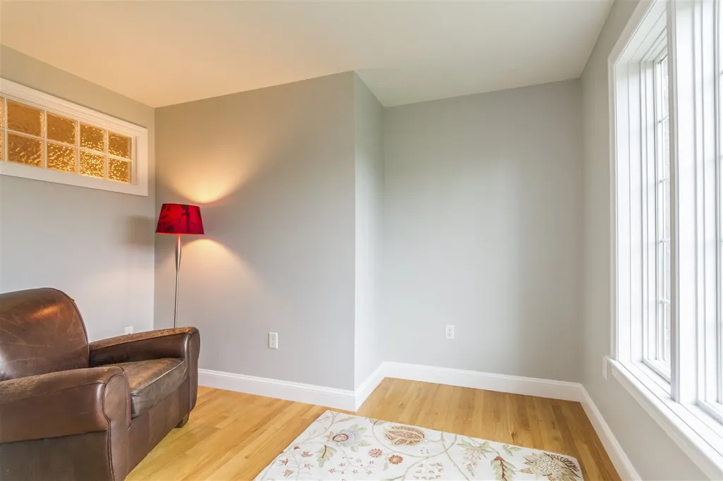 12 Homestead Hill Road Bedford NH 03110