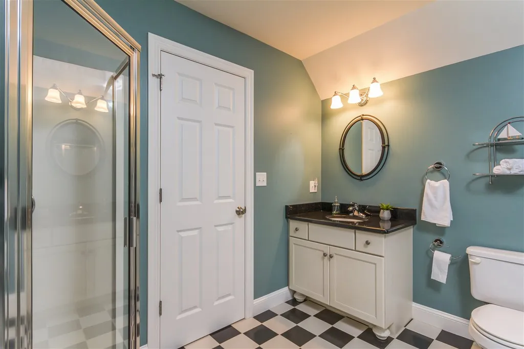 12 Homestead Hill Road Bedford NH 03110